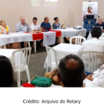 Foto da reunião rotariana conjunta realizada em Vera Cruz.