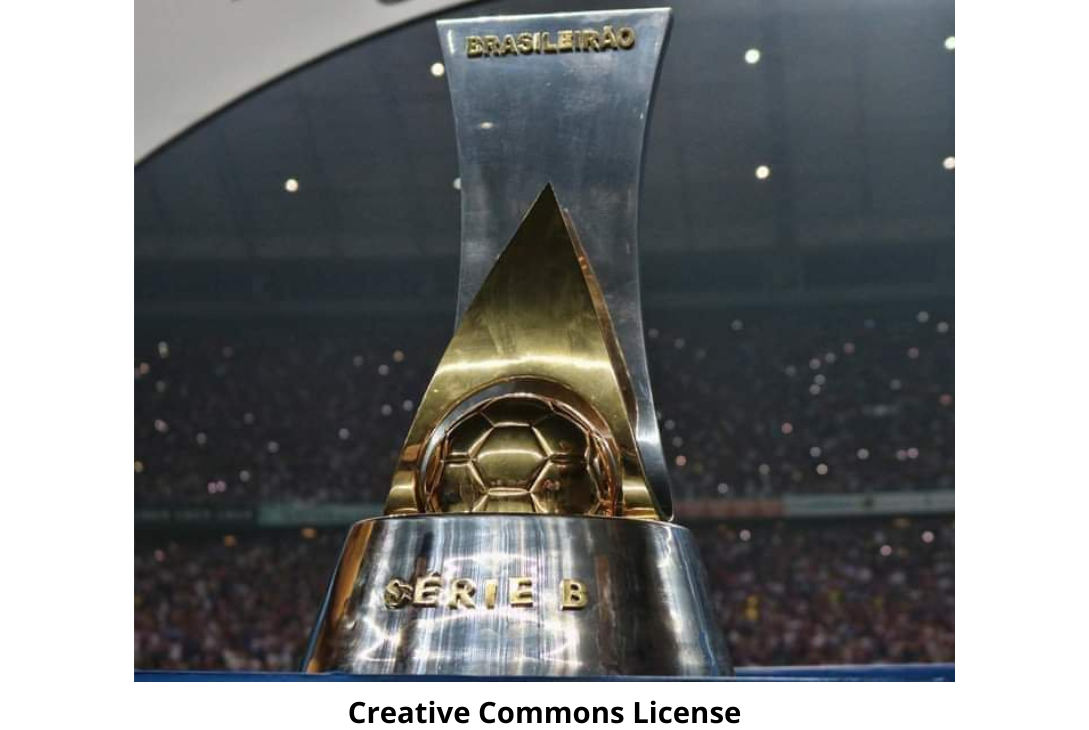 Foto do troféu da Série B do Brasileirão.