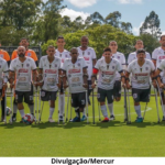 Foto da equipe de futebol de amputados do Corinthians Mogi.