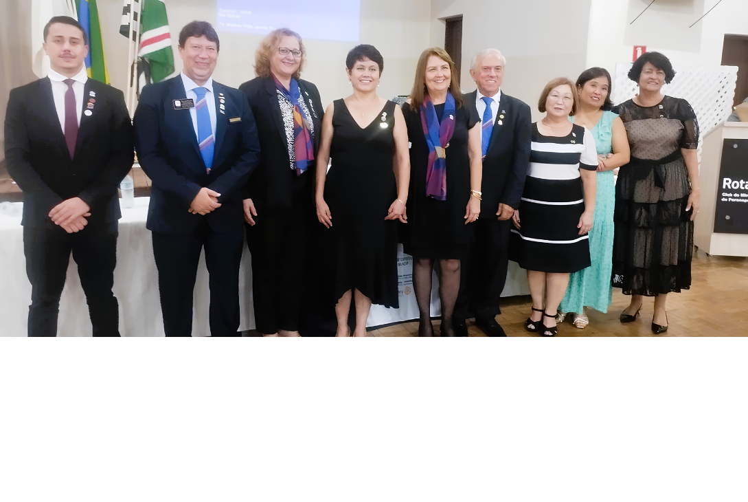 Foto de integração de novos asociados do Rotary Club de Mirante do Paranapanema.
