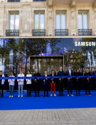 Foto da inaugiração do Olympic™ rendezvous @ Samsung em Paris.