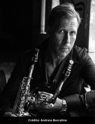 Foto do saxofonista finlândes Pekka Pylkkänen.