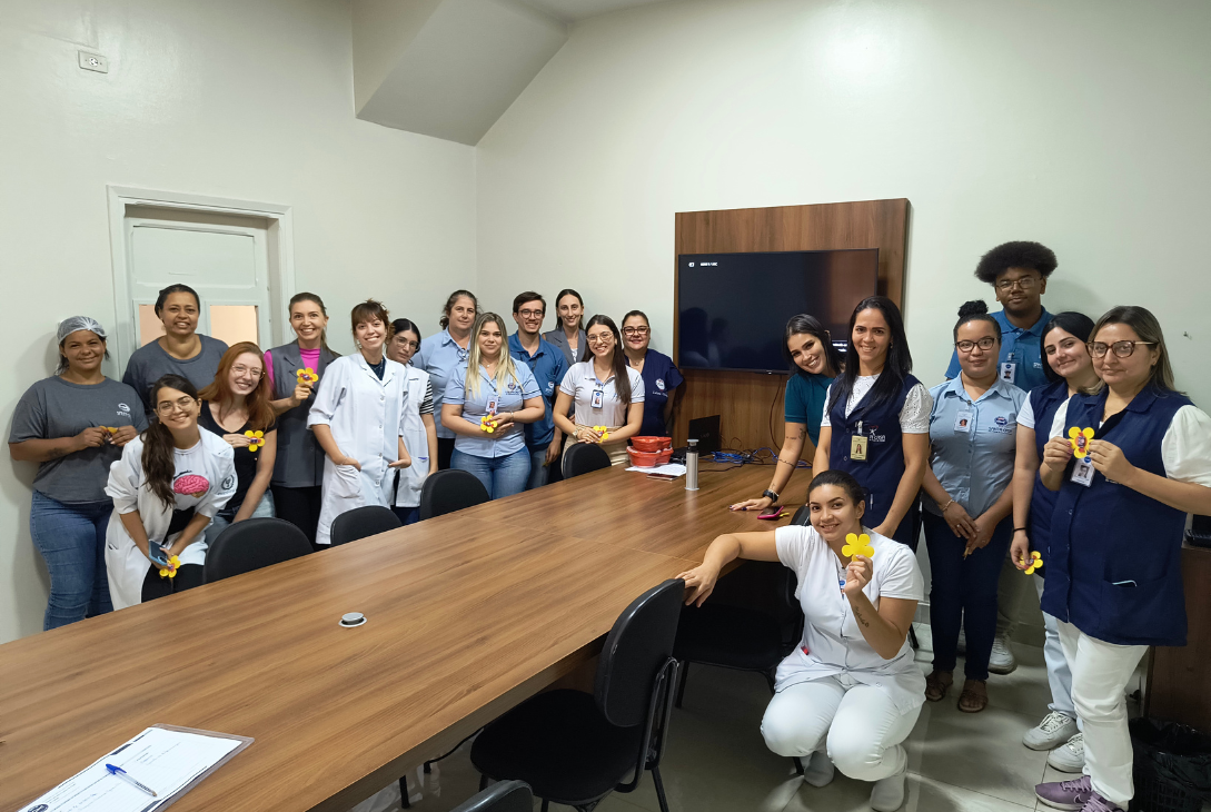 Foto de trabalhadores da Santa Casa São Vicente de Paulo de Tanabi.