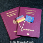 Imagem ilustrativa de dois passaportes alemães.