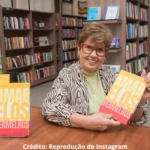 Foto de lançamento de livro escrito por Márcia Meira Basto.