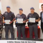 Pms recebendo homenagens do Rotary Club de Vera-Cruz-SP