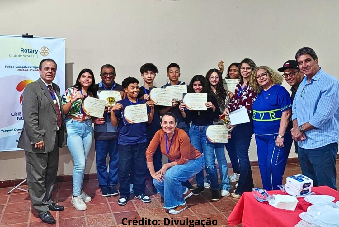 Clube rotário de Vera Cruz promove concurso, e premia grupo, escola e professores pelo trabalho realizado.