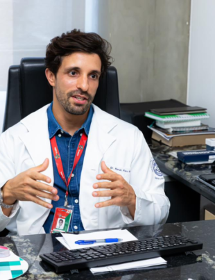 Foto do médico do trabalho da TRABT.