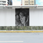 Imagem-montagem com banner de divulgação do evento.