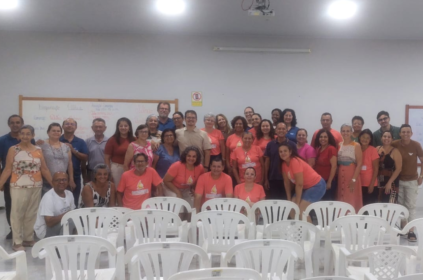 Grupo reunido na Centro espírita Gotas de Luz durante o seminário espírita.