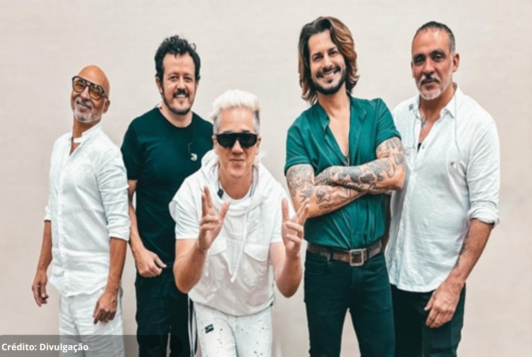 Foto da banda Jota Quest.