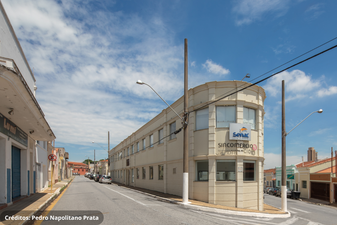 Foto da fachada do SENAC de Itu.