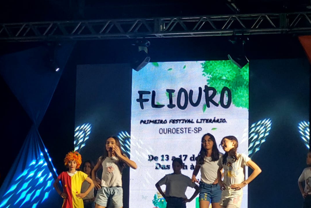 Foto do evento FLIOURO 2025 em Ouroeste.