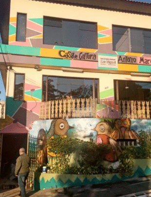 Foto da fachada da Casa de Cultura São Miguel.