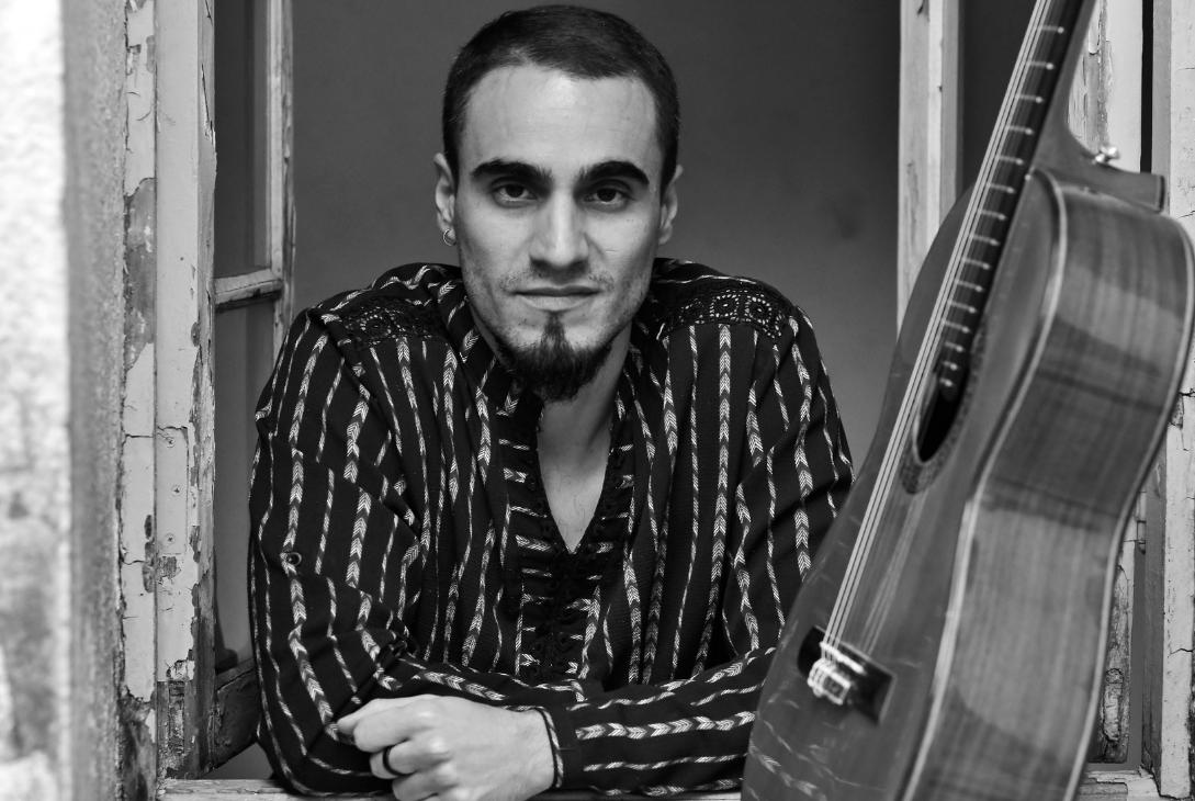 Foto do cantor Danilo Gonzaga.