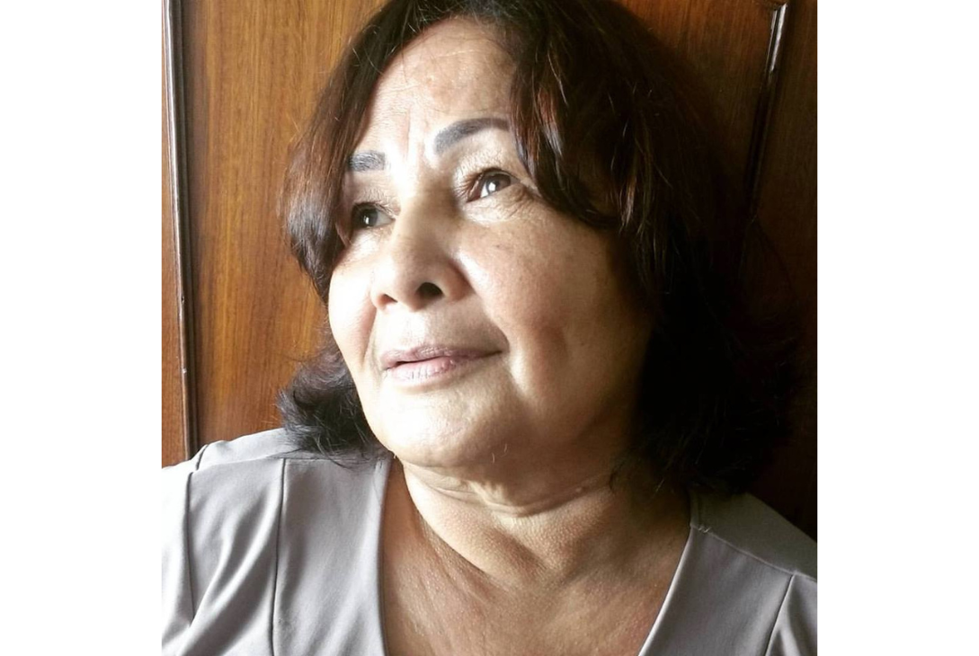 Imagem da escritora Vani dos Santos.