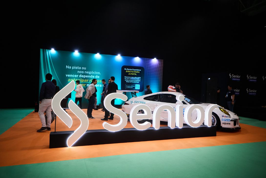 Imagem do palco do evento Senior Experience.
