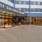 Foto da fachada do TRYP by Wyndham São Paulo Paraíso.