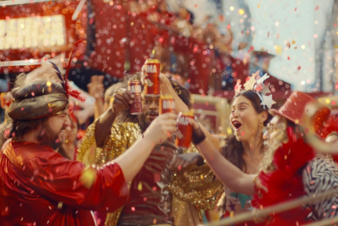 Foto de um bloquinho de Carnaval.