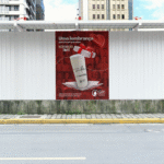 Montagem com banner do evento.