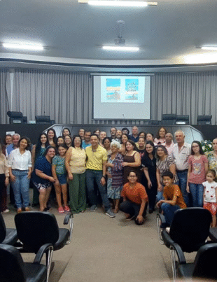 Foto do evento de lançamento literário de Fabiano Ferreira.