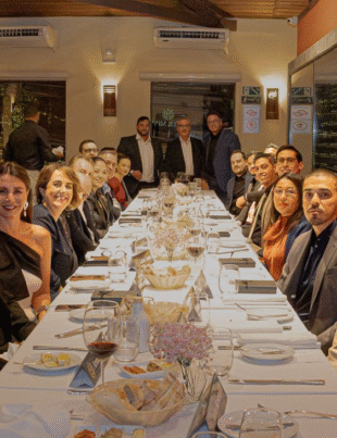 Foto do Power Minds Connex.