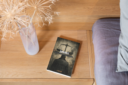 Mockup com capa do livro.