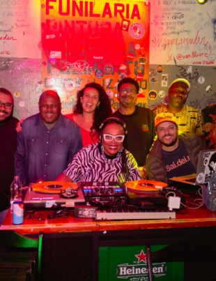 Foto do grupo Samba da Revoada.