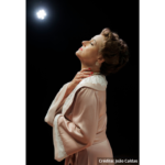 Foto de cena do espetáculo teatral.