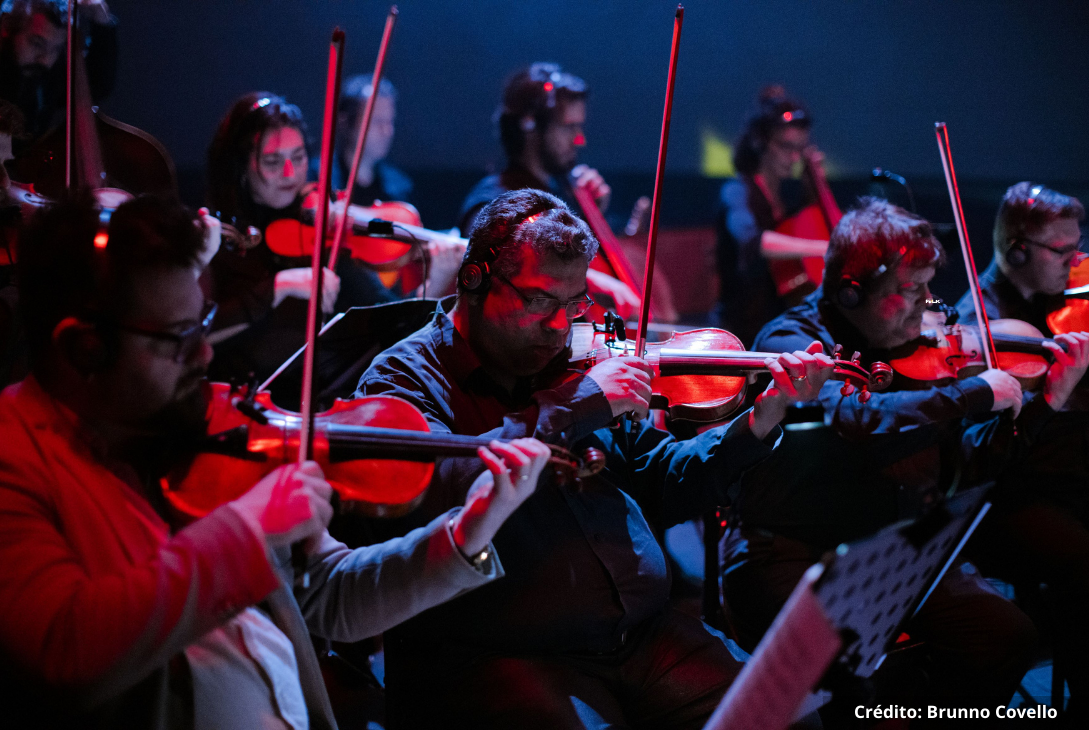 Foto da orquestra da Ópera das Cores.